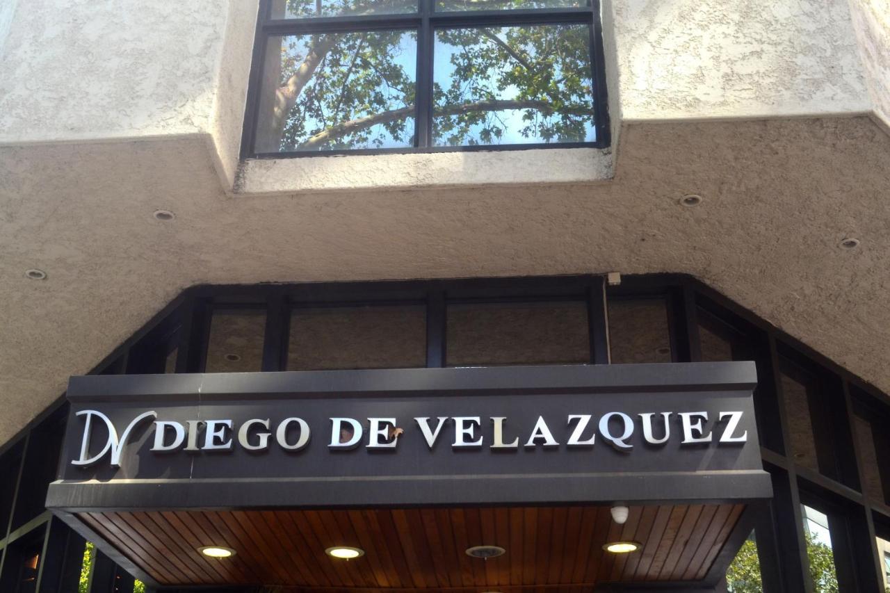 Hotel Diego De Velazquez Santiago Eksteriør bilde