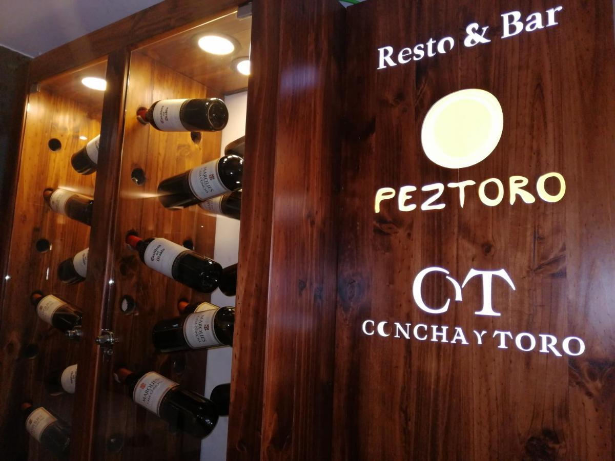 Hotel Diego De Velazquez Santiago Eksteriør bilde
