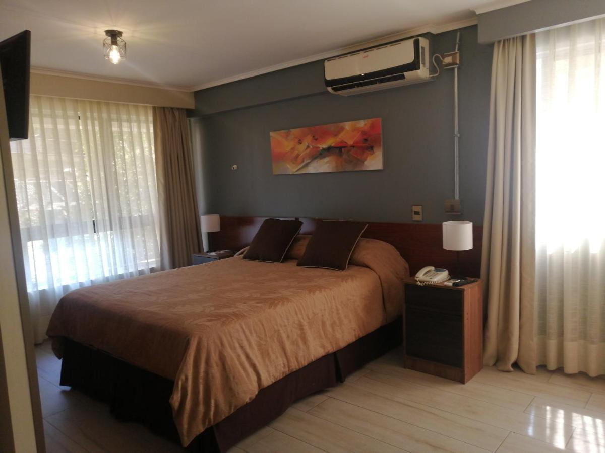 Hotel Diego De Velazquez Santiago Eksteriør bilde