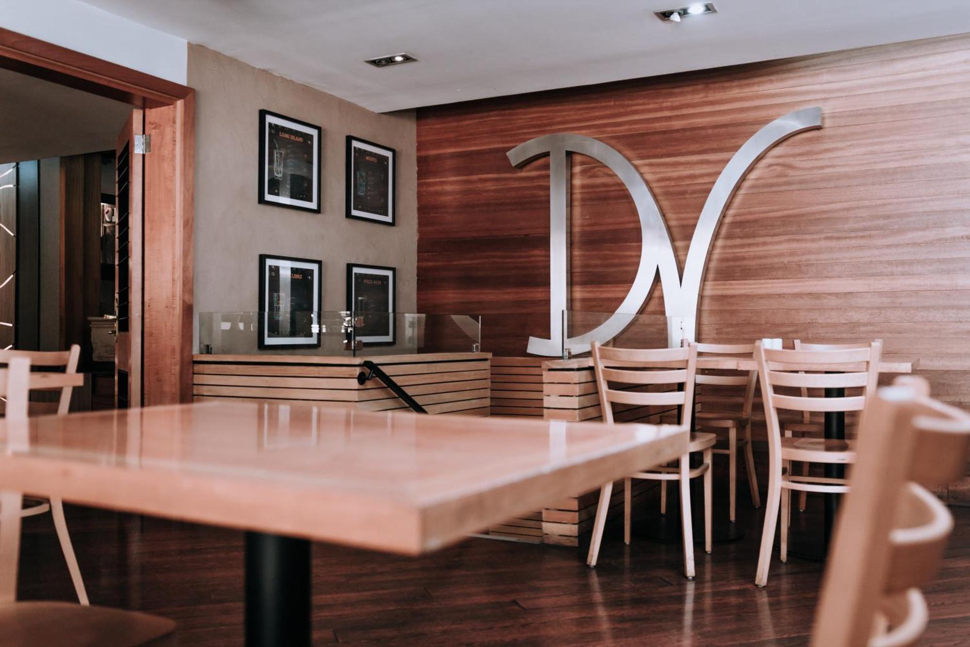 Hotel Diego De Velazquez Santiago Eksteriør bilde