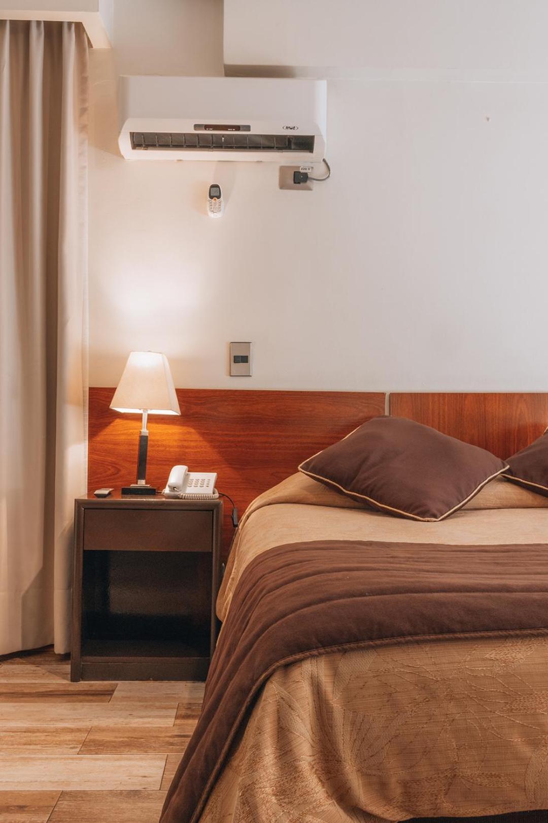 Hotel Diego De Velazquez Santiago Eksteriør bilde