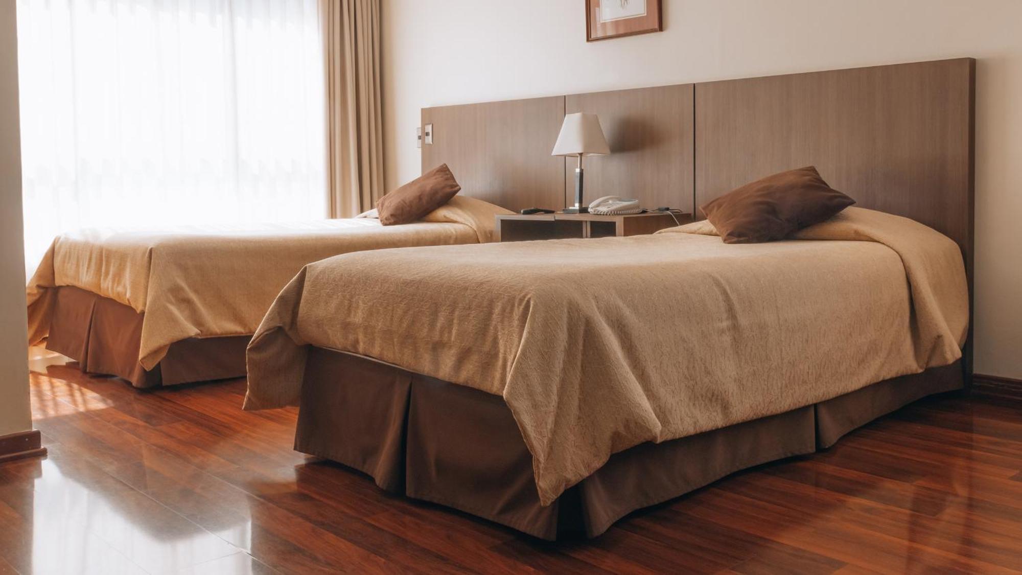 Hotel Diego De Velazquez Santiago Eksteriør bilde
